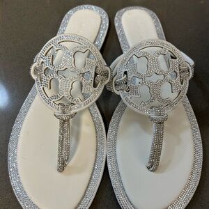 Tory Burch Silver and White Sandals page knotted